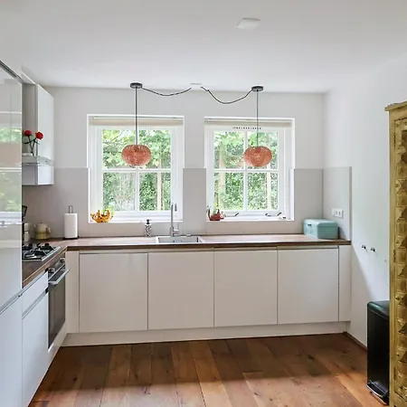 Modern Retreat With Private Sauna In The Veluwe