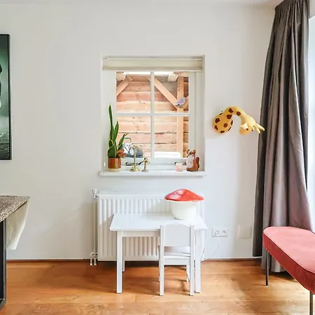 Modern Retreat With Private Sauna In The Veluwe Nyaraló *