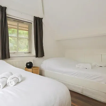 Modern Retreat With Private Sauna In The Veluwe *