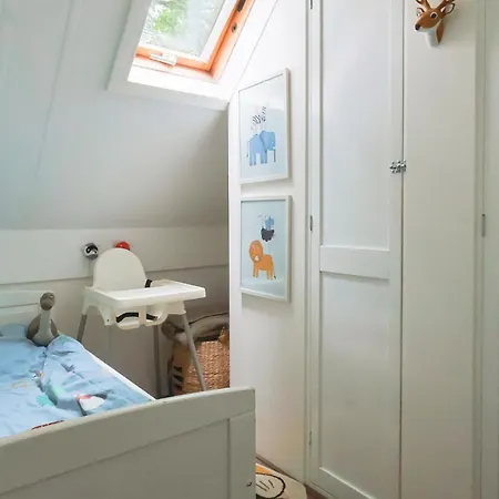 Nyaraló Modern Retreat With Private Sauna In The Veluwe