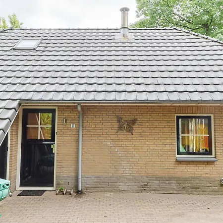 Nyaraló Modern Retreat With Private Sauna In The Veluwe