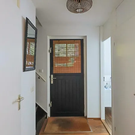 Modern Retreat With Private Sauna In The Veluwe * לונטרן